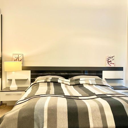 Exclusive Apartment Centrum Прага Экстерьер фото