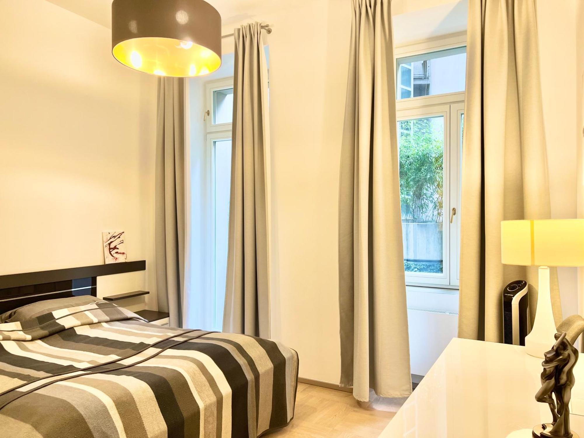 Exclusive Apartment Centrum Прага Экстерьер фото
