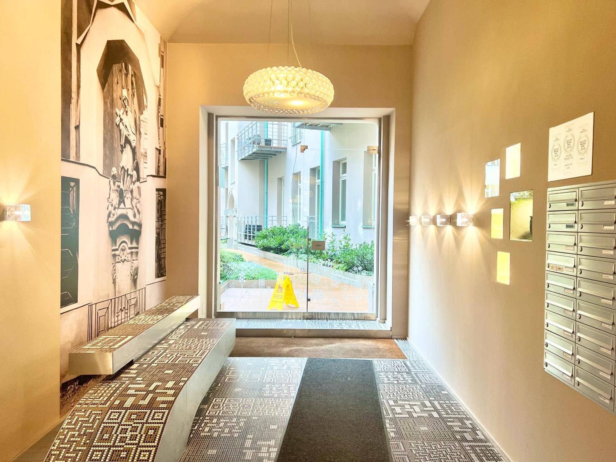 Exclusive Apartment Centrum Прага Экстерьер фото